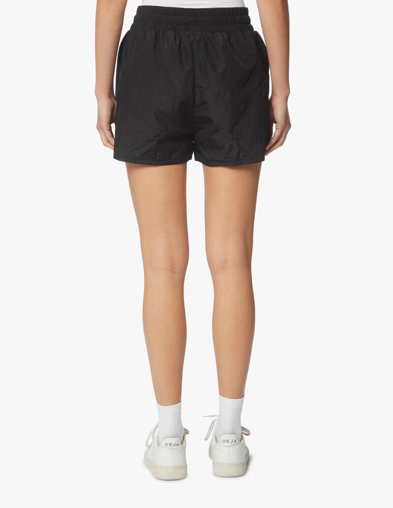 Calvin Klein Jeans Pantaloncini in tessuto stropicciato - nero - immagine 3 Calvin Klein Jeans Pantaloncini in tessuto stropicciato - nero - immagine 3