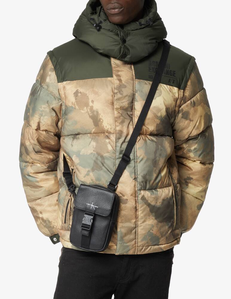 rinascente Calvin Klein Jeans Mono textured phone xbody bag - Black