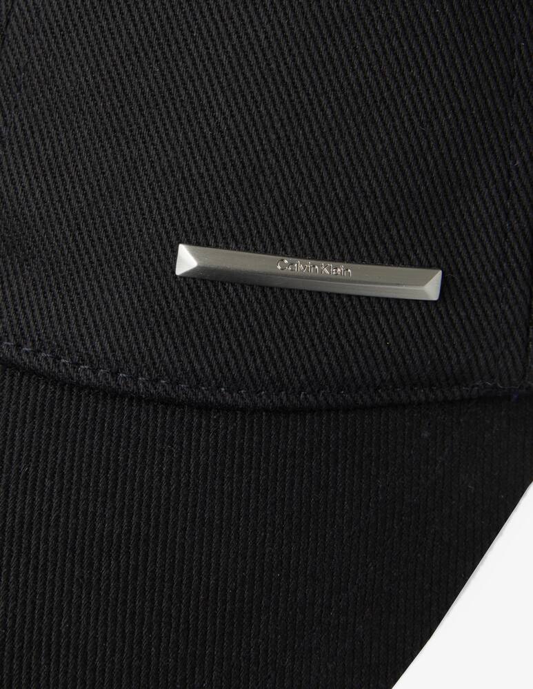rinascente Calvin Klein Pyramid plaque bb cap 