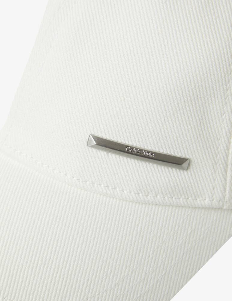 rinascente Calvin Klein Pyramid plaque bb cap 