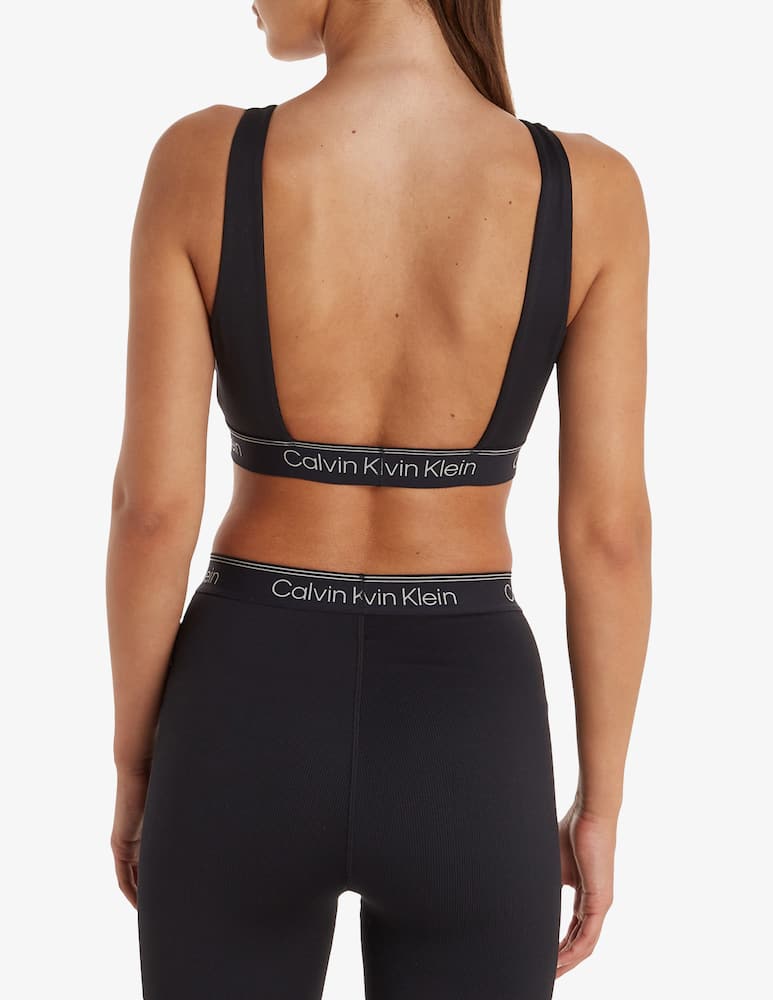 Calvin Klein Performance Medium support sports bra - picture 2 Calvin Klein Performance Medium support sports bra - picture 2