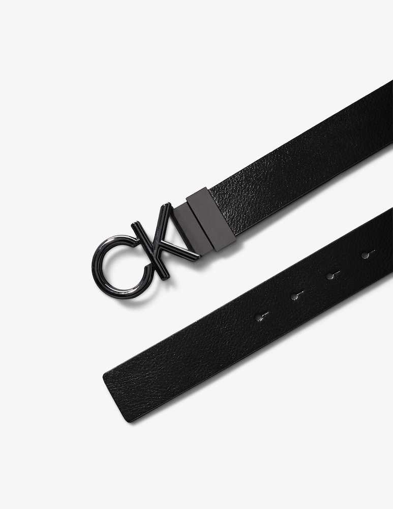 Calvin Klein Cintura regolabile e reversbile metal bombe - immagine 3 Calvin Klein Cintura regolabile e reversbile metal bombe - immagine 3