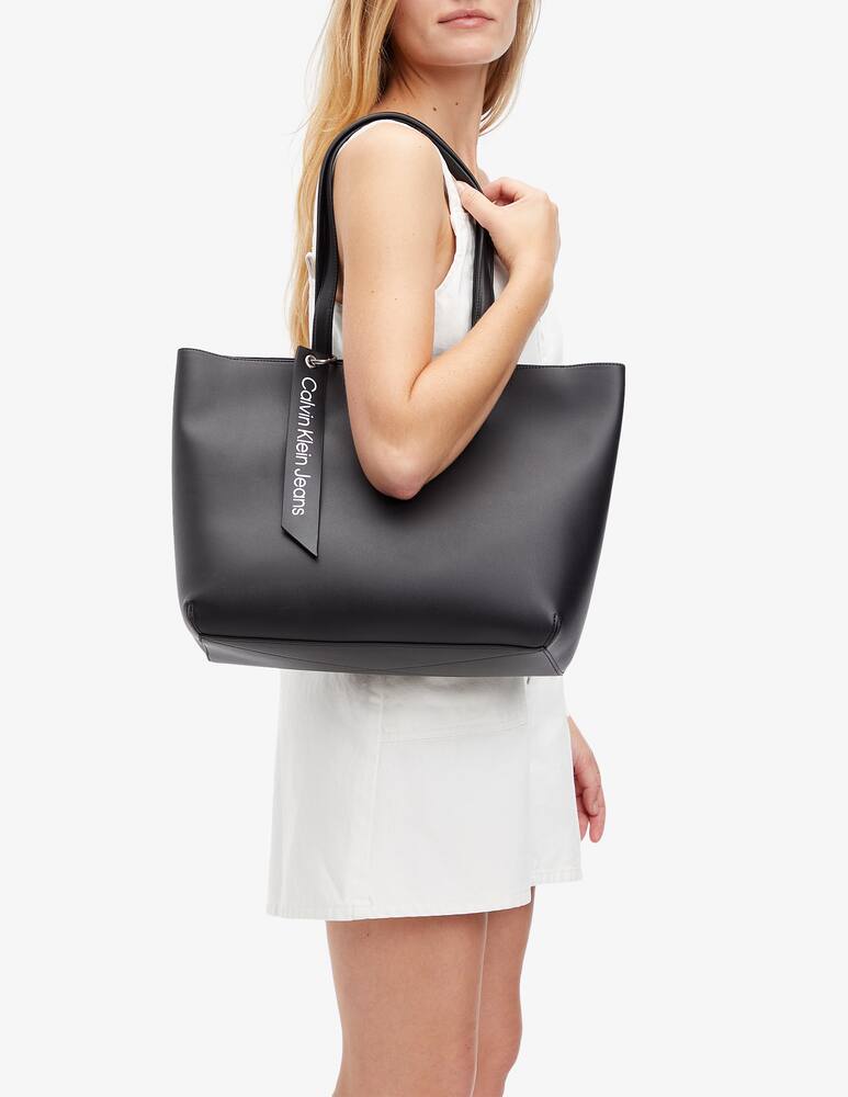 rinascente Calvin Klein Jeans Tag tote bag