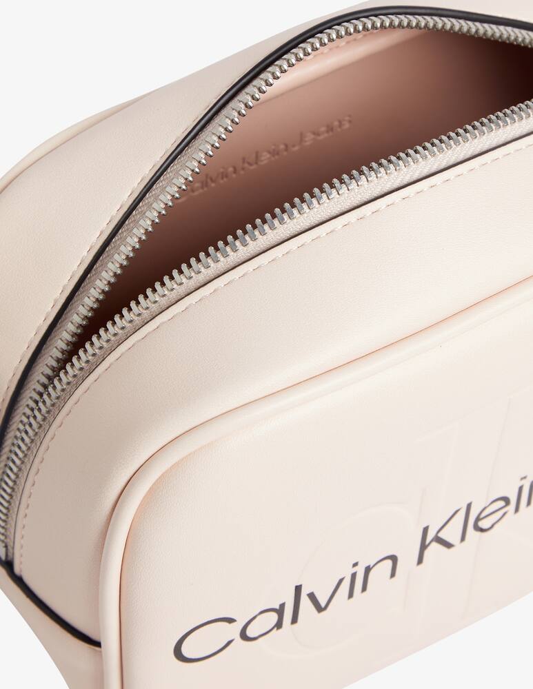 rinascente Calvin Klein Jeans Borsa camera monogramma Sculpted