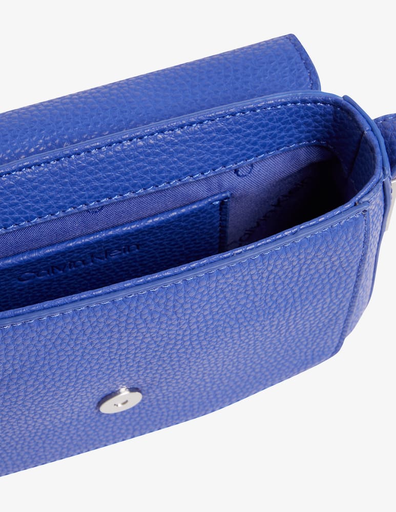 rinascente Calvin Klein CK Must plus crossbody flap