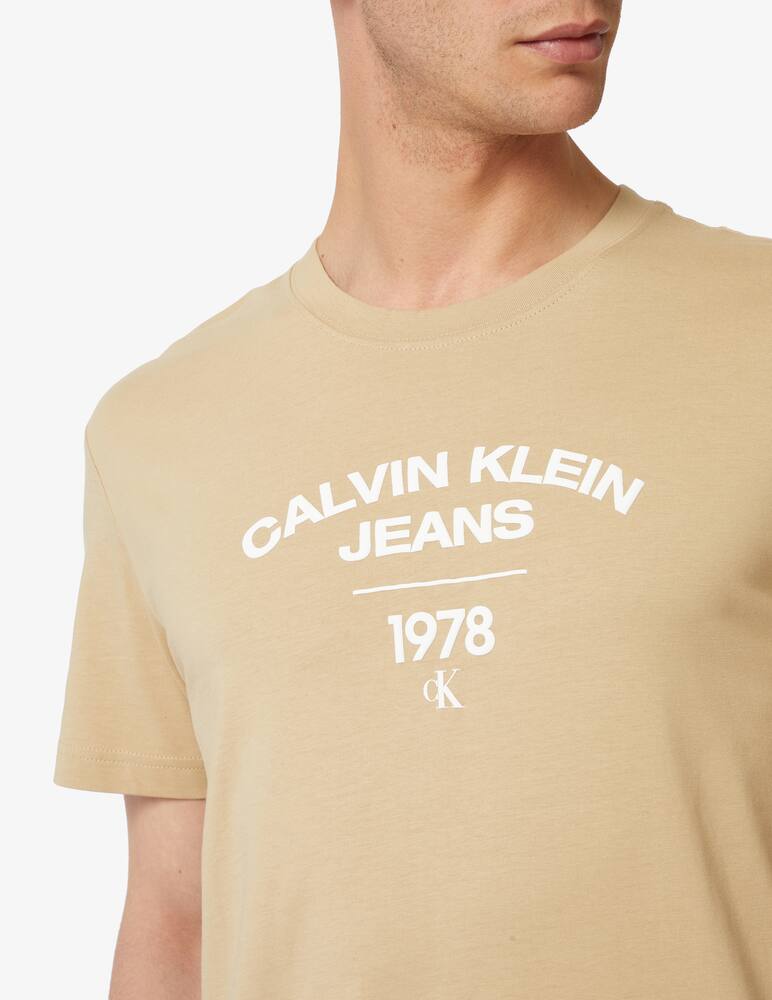 rinascente Calvin Klein Jeans Varsity curve logo shirt