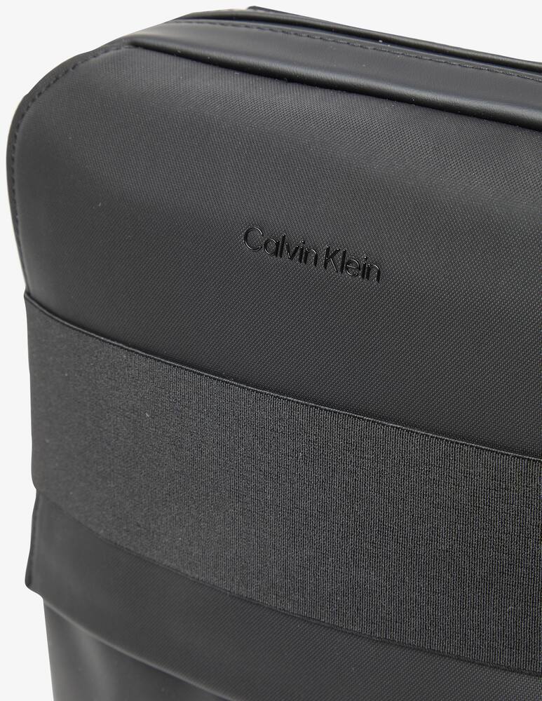 rinascente Calvin Klein Borsa reporter mini dw6 con tessuto riciclato