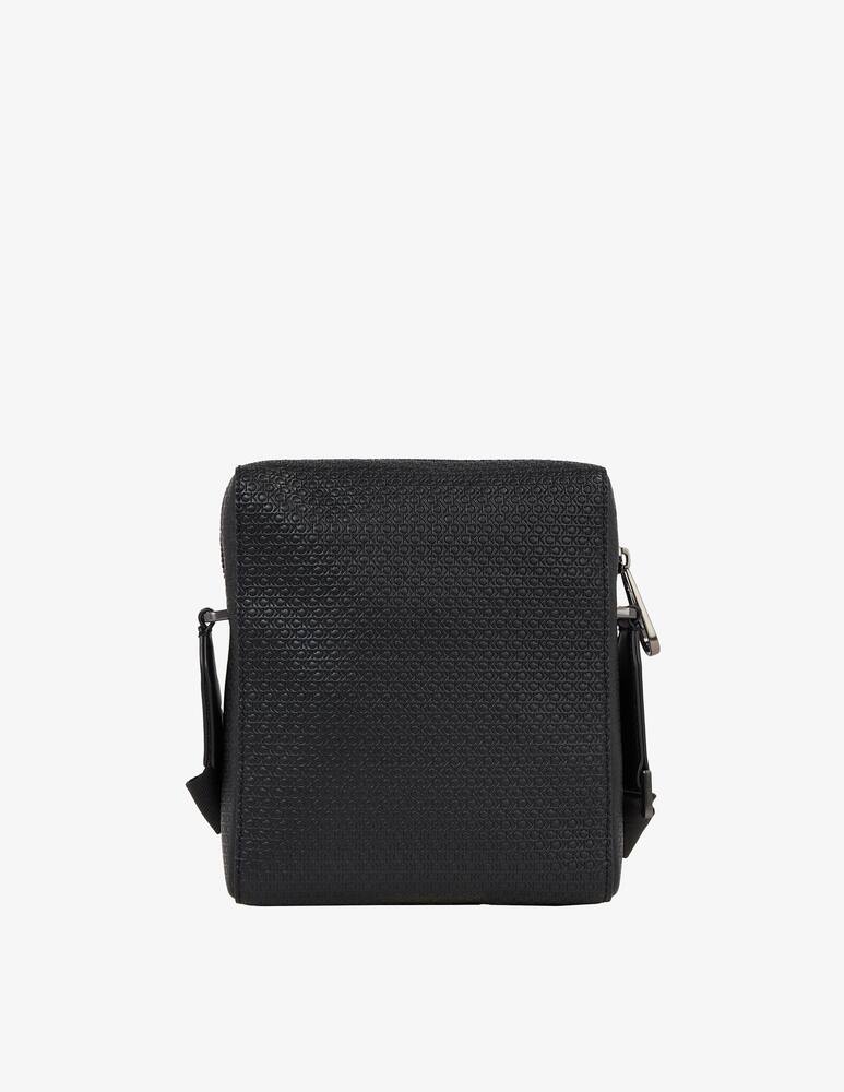 rinascente Calvin Klein Minimalism reporter bag
