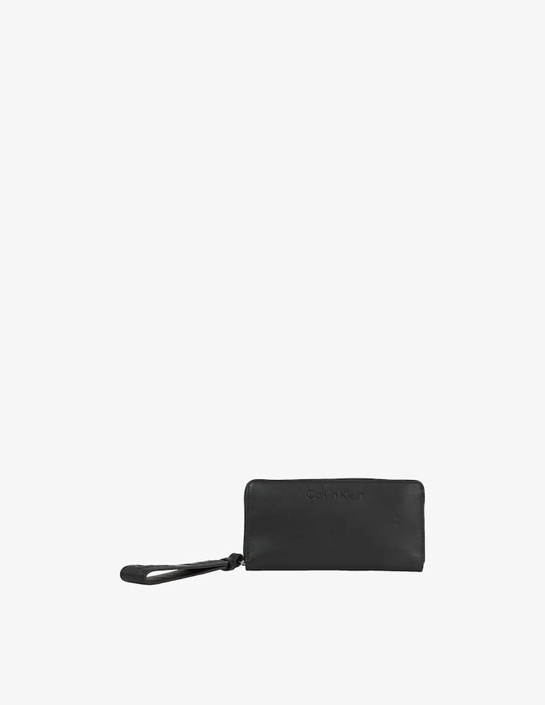 Calvin Klein Gracie wallet - picture 1 Calvin Klein Gracie wallet - picture 1