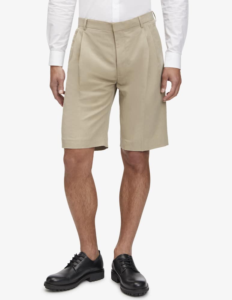 Calvin Klein Short pence - picture 1 Calvin Klein Short pence - picture 1