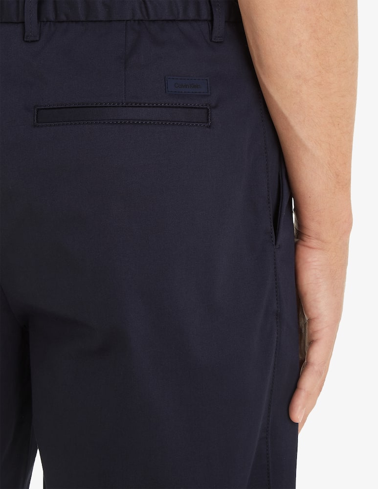 Calvin Klein Pantaloni corti regular gamba dritta - immagine 3 Calvin Klein Pantaloni corti regular gamba dritta - immagine 3