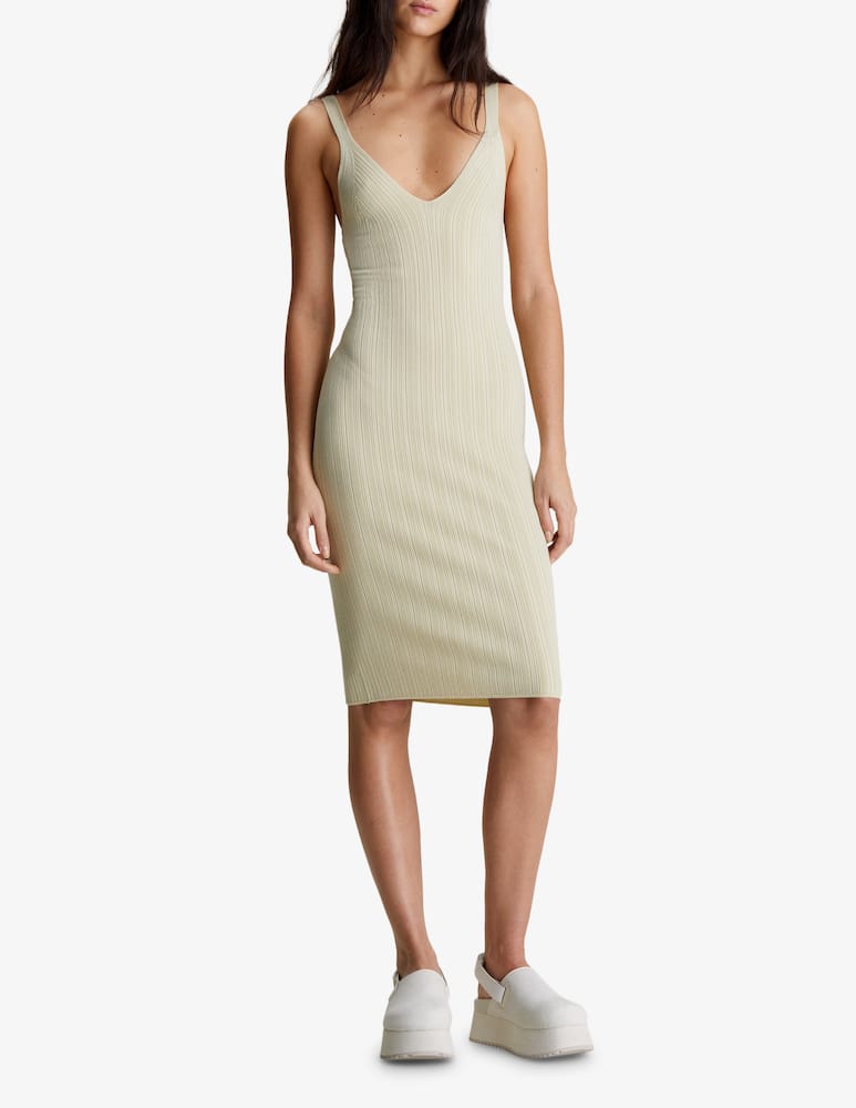 Calvin Klein Jeans Woven dress - picture 1 Calvin Klein Jeans Woven dress - picture 1