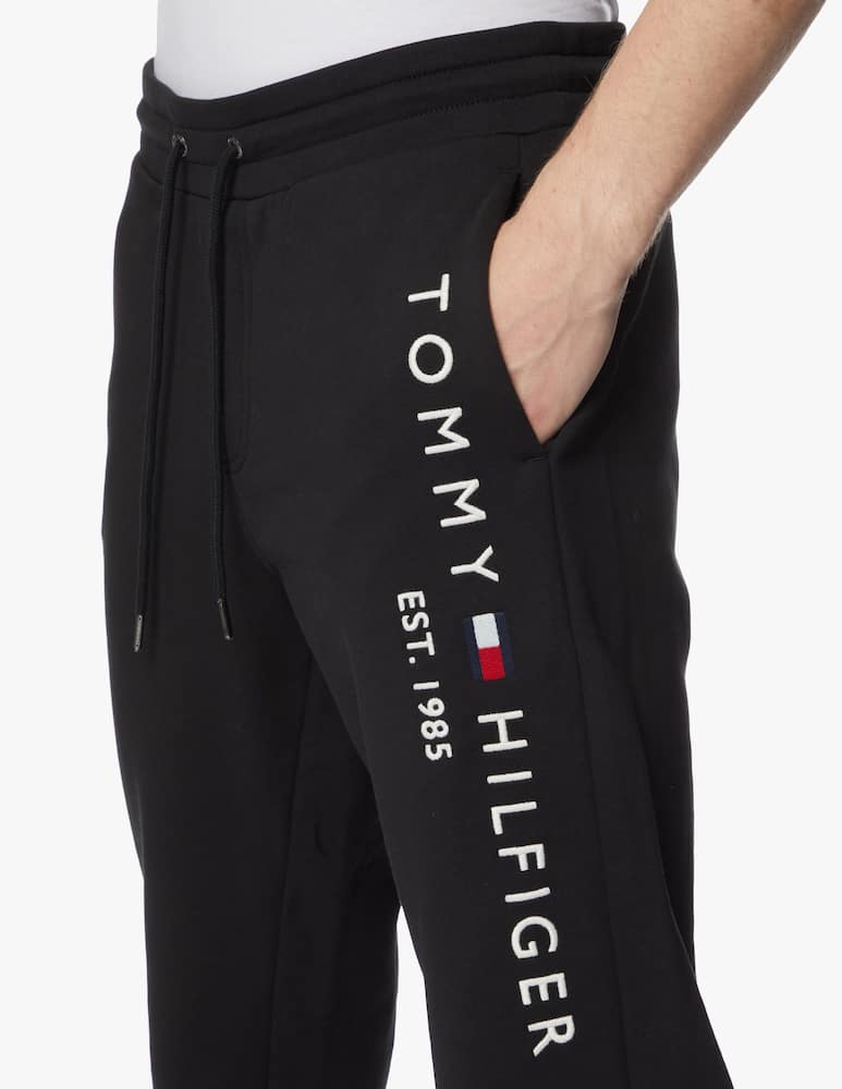 Tommy Hilfiger Pantalone in felpa basic scritta gamba - immagine 4 Tommy Hilfiger Pantalone in felpa basic scritta gamba - immagine 4
