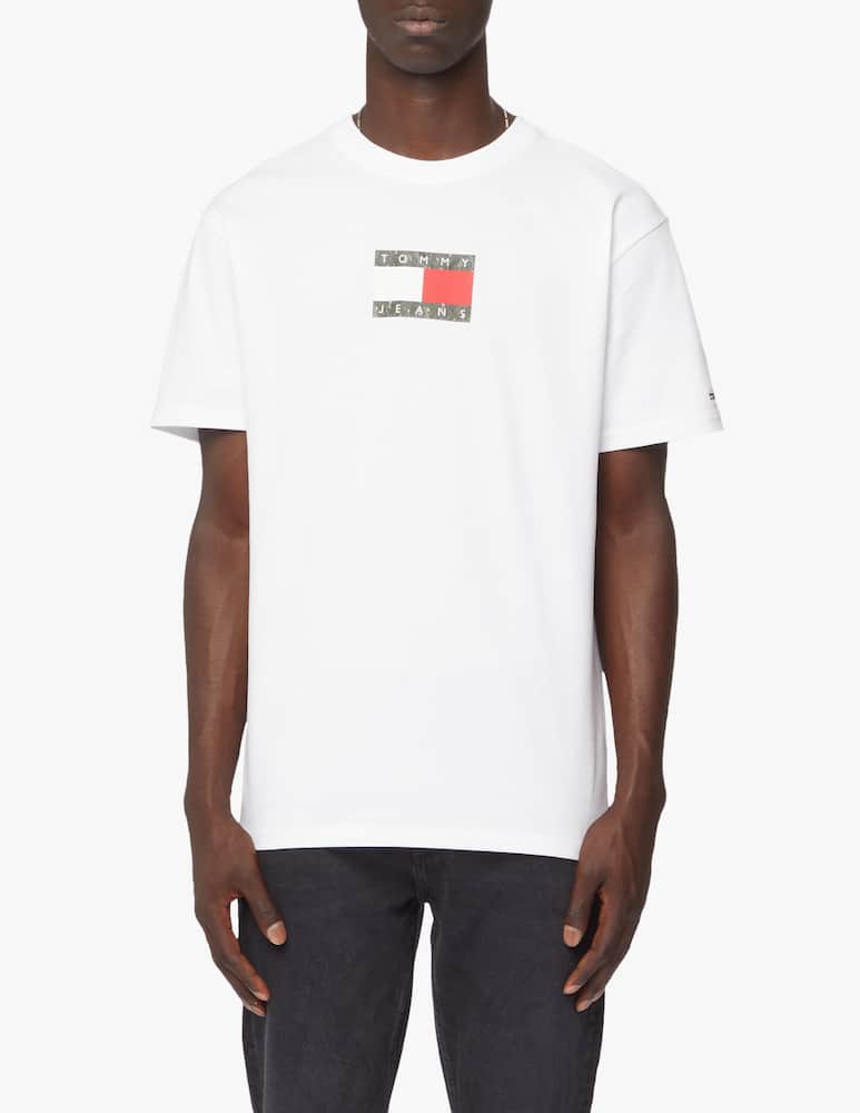 Tommy Jeans T-shirt con distintivo tommy - immagine 4 Tommy Jeans T-shirt con distintivo tommy - immagine 4