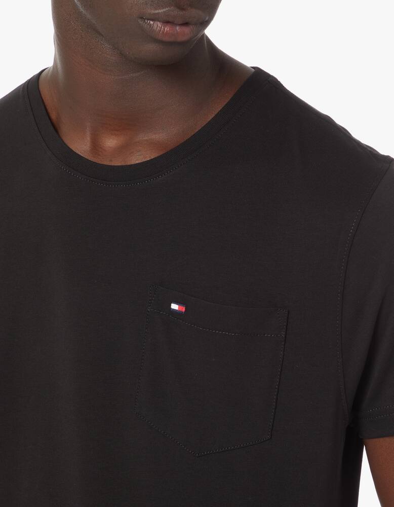 Tommy Hilfiger Pocket t-shirt - picture 5 Tommy Hilfiger Pocket t-shirt - picture 5