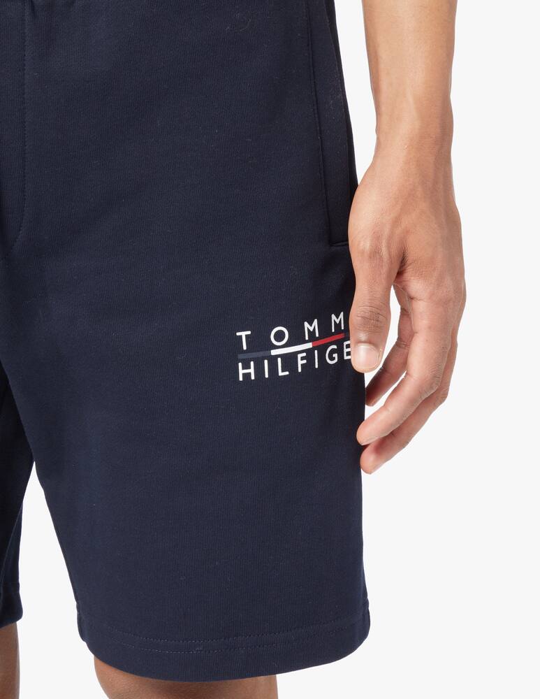 rinascente Tommy Hilfiger Bermuda in felpa con logo quadrato - blu