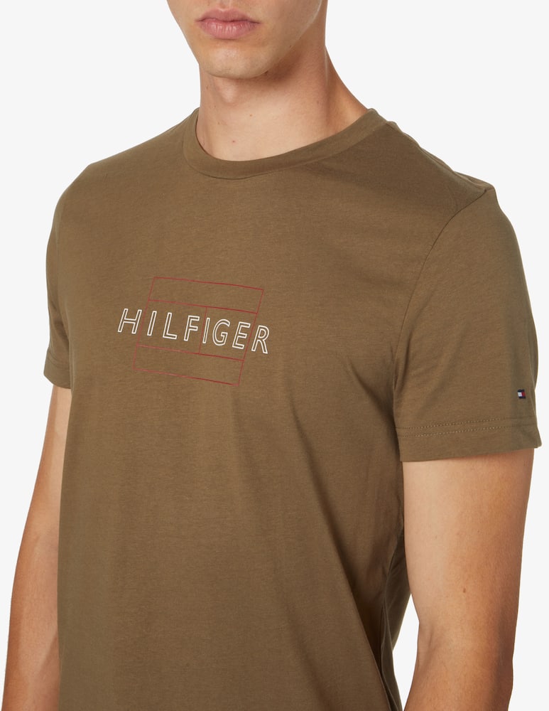 rinascente Tommy Hilfiger Maglietta manica corta linear flag logo - Oliva