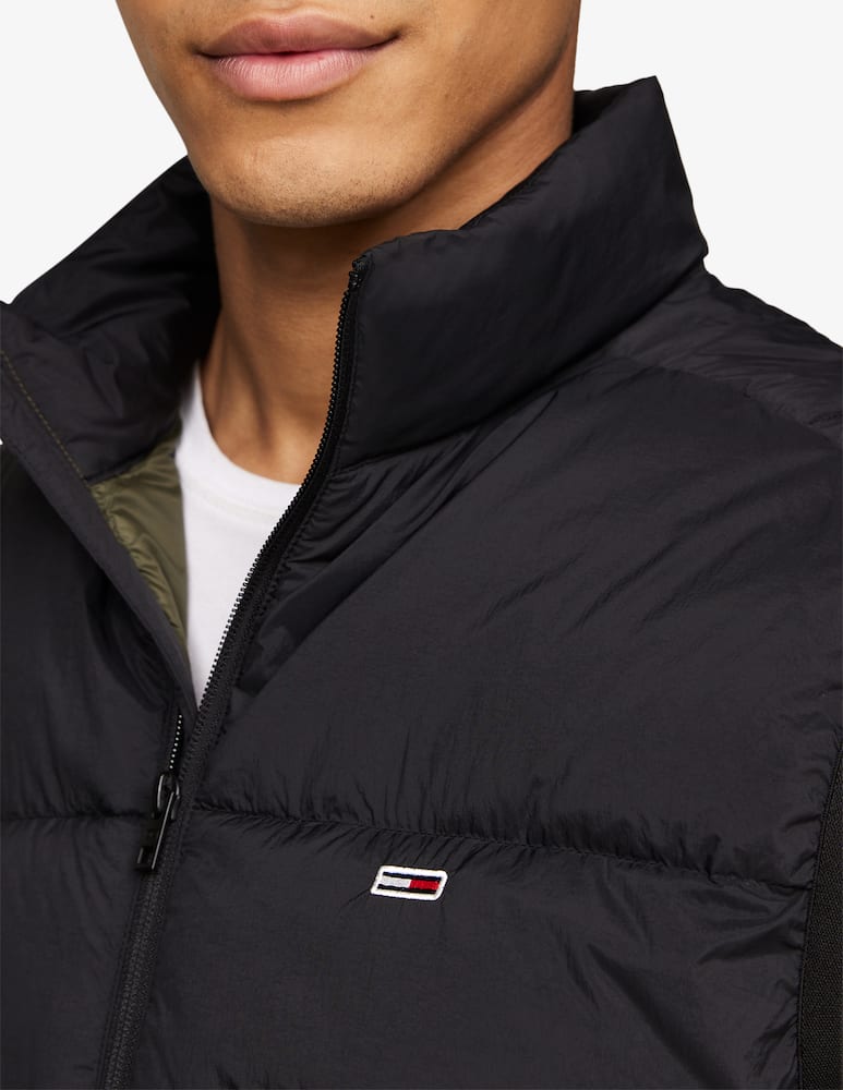 Tommy Jeans Gilet light down small badge - immagine 4 Tommy Jeans Gilet light down small badge - immagine 4
