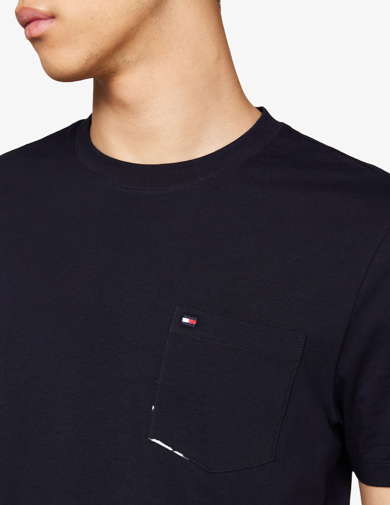 Tommy Hilfiger Maglietta con taschino - immagine 3 Tommy Hilfiger Maglietta con taschino - immagine 3