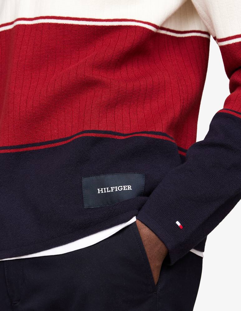 Tommy Hilfiger Maglia girocollo in cotone - immagine 4 Tommy Hilfiger Maglia girocollo in cotone - immagine 4