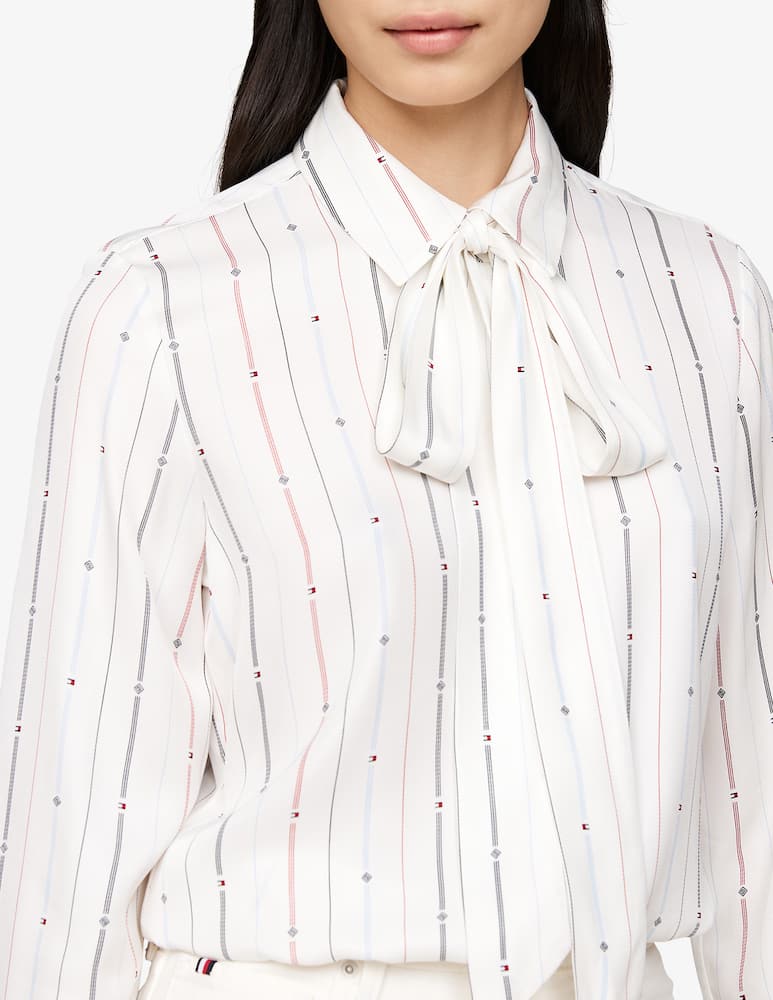Tommy Hilfiger Top Foulard - immagine 4 Tommy Hilfiger Top Foulard - immagine 4