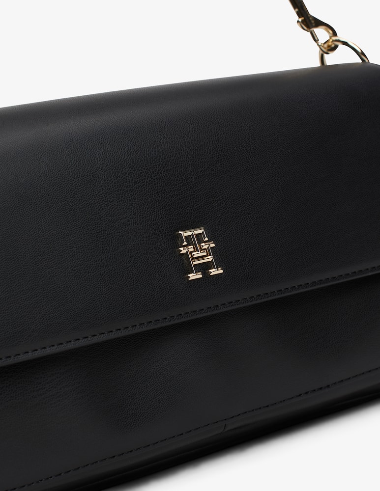 Tommy Hilfiger Borsa a tracolla grande Th soft utility - immagine 4 Tommy Hilfiger Borsa a tracolla grande Th soft utility - immagine 4