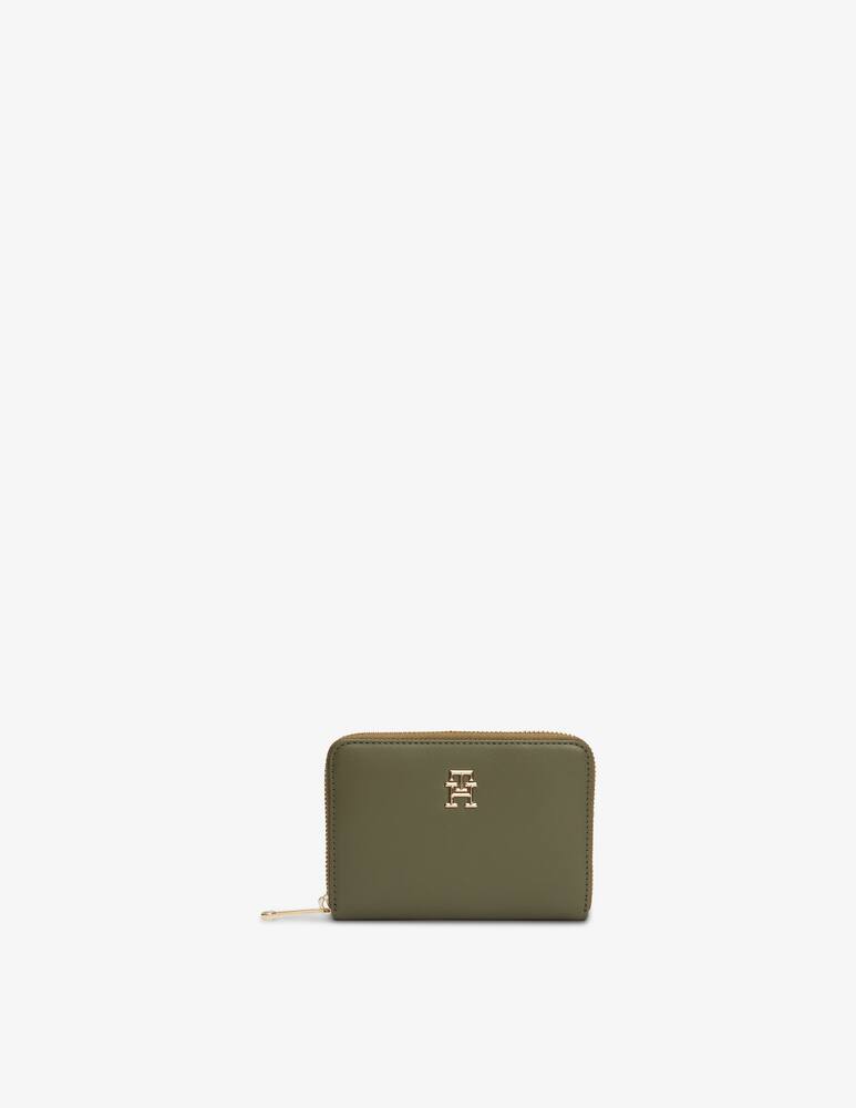 Tommy Hilfiger Chic Medium wallet - picture 1 Tommy Hilfiger Chic Medium wallet - picture 1