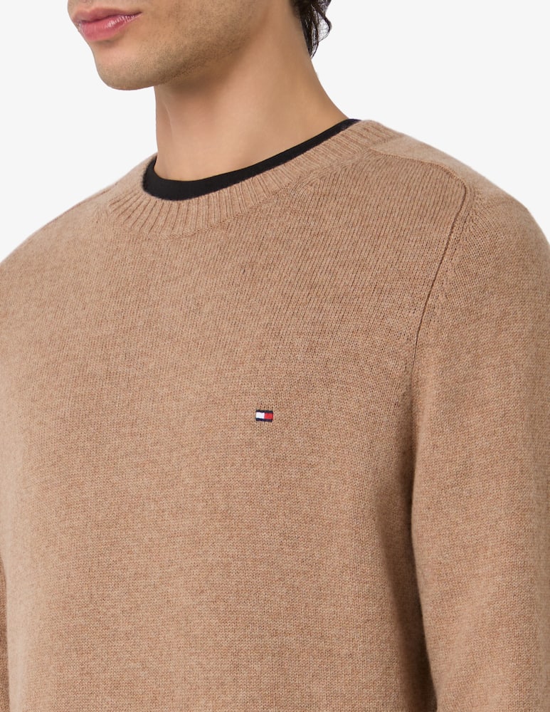 Tommy Hilfiger Maglia girocollo in lana - immagine 4 Tommy Hilfiger Maglia girocollo in lana - immagine 4