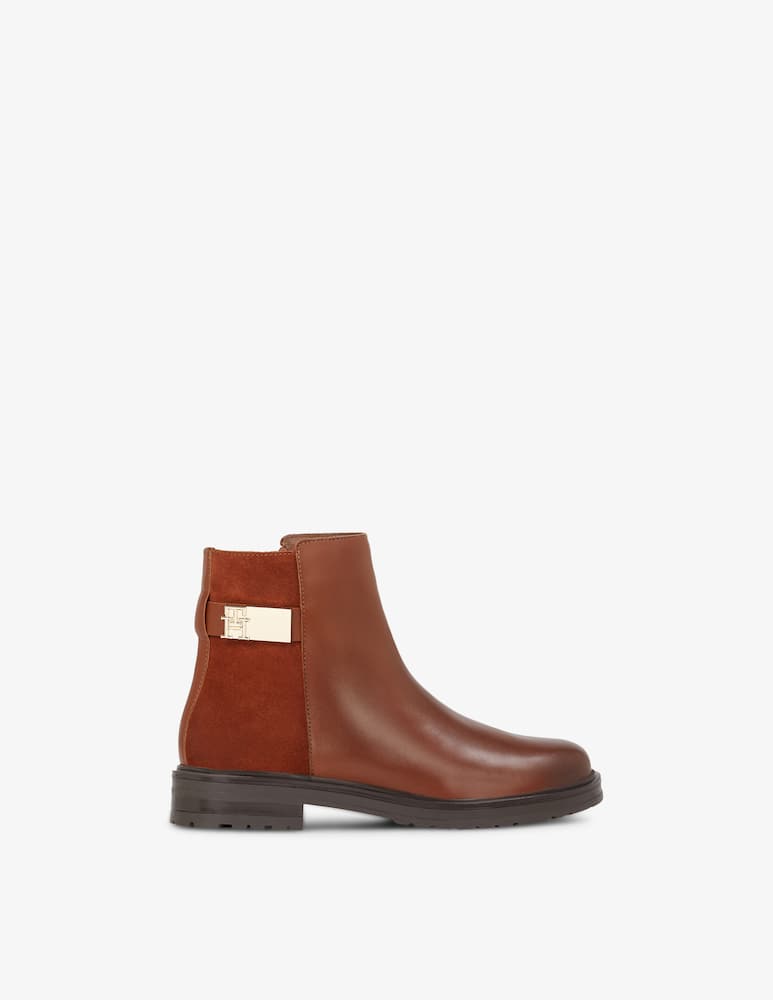 Tommy Hilfiger Stivali in pelle - immagine 1 Tommy Hilfiger Stivali in pelle - immagine 1