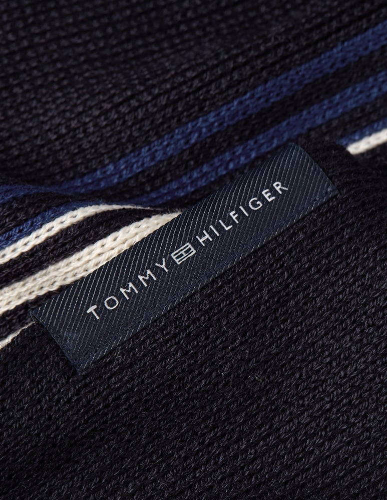 Tommy Hilfiger Sciarpa corp love rashelle - immagine 3 Tommy Hilfiger Sciarpa corp love rashelle - immagine 3