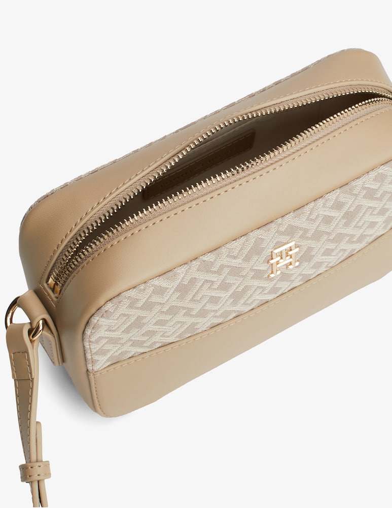 Tommy Hilfiger Borsa a tracolla Th jacquard - immagine 4 Tommy Hilfiger Borsa a tracolla Th jacquard - immagine 4