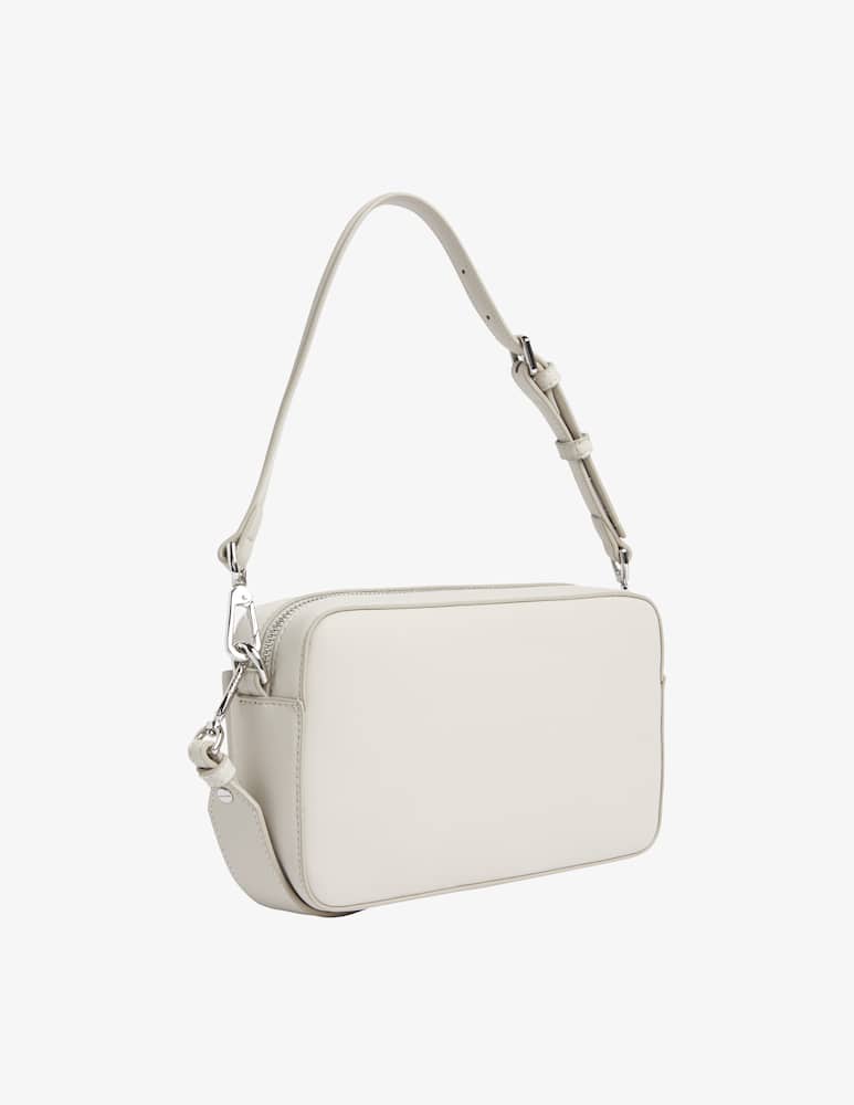 Calvin Klein Borsa a tracolla CK Must Convertible - immagine 2 Calvin Klein Borsa a tracolla CK Must Convertible - immagine 2