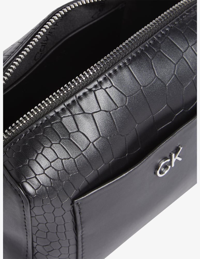 Calvin Klein Borsa a tracolla Daily - immagine 3 Calvin Klein Borsa a tracolla Daily - immagine 3