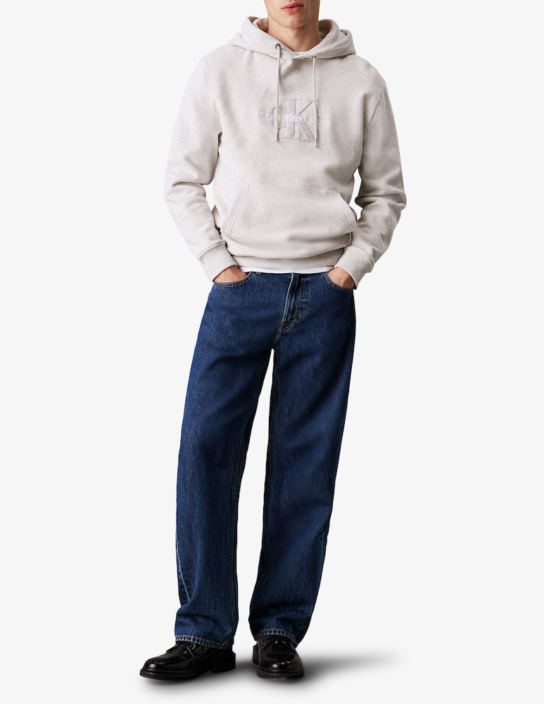 Calvin Klein Jeans Felpa con cappuccio logo chenille - immagine 2 Calvin Klein Jeans Felpa con cappuccio logo chenille - immagine 2
