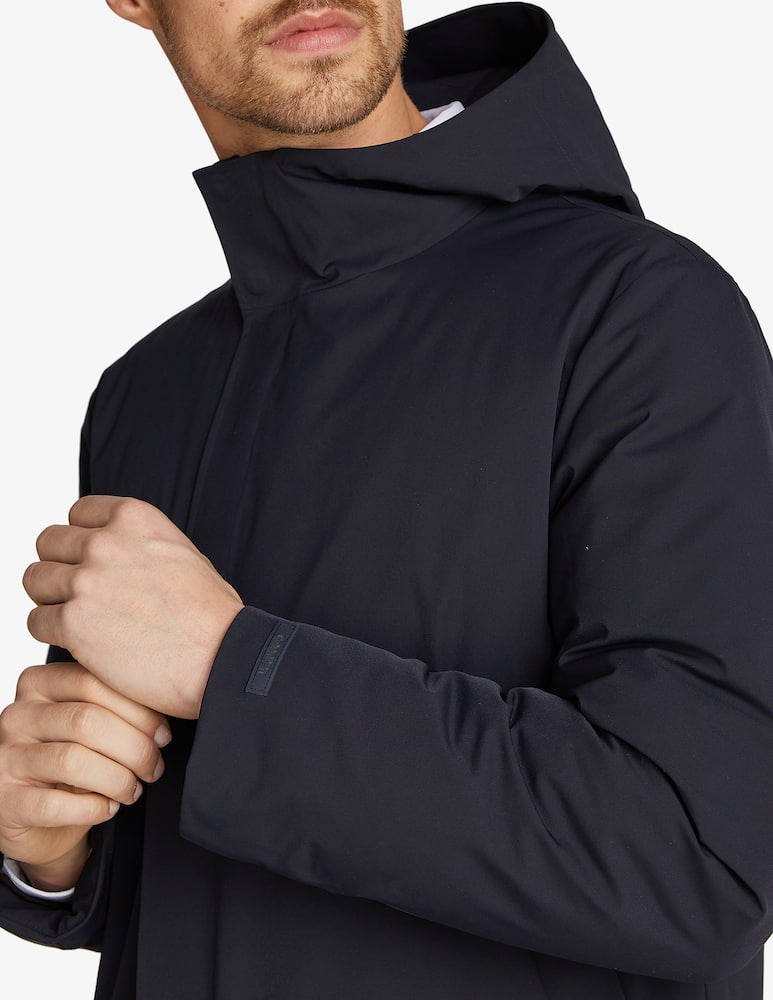 Calvin Klein Giacca in twill tecnico con cappuccio - immagine 3 Calvin Klein Giacca in twill tecnico con cappuccio - immagine 3