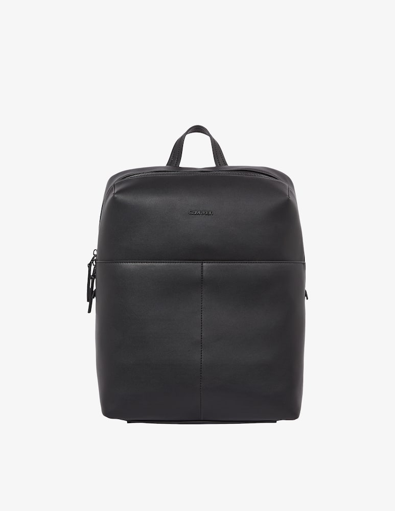 Calvin Klein Zaino clean essential squared - immagine 1 Calvin Klein Zaino clean essential squared - immagine 1
