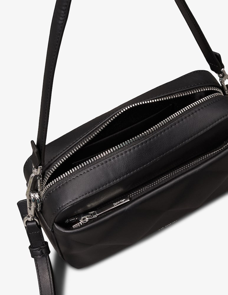 Calvin Klein Borsa a tracolla - immagine 4 Calvin Klein Borsa a tracolla - immagine 4
