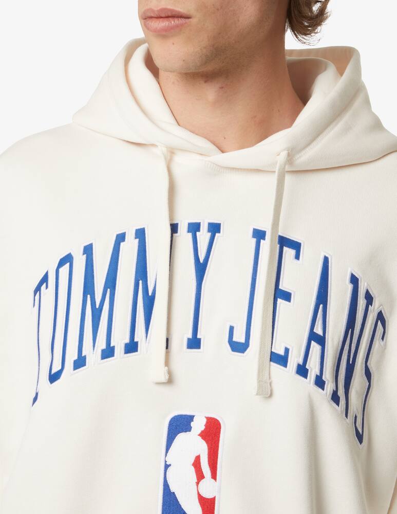 rinascente Tommy Jeans Nba heavyweight knitted jumper - ancient white