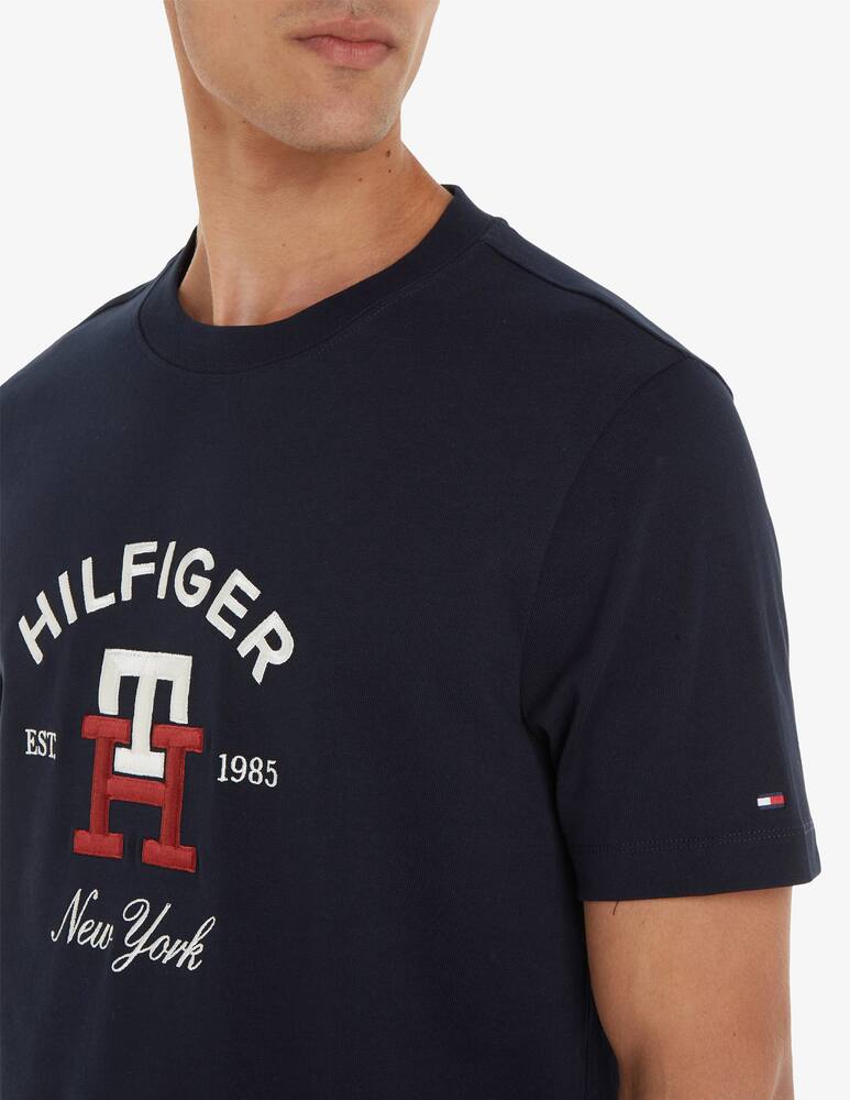 rinascente Tommy Hilfiger Curved monogram t-shirt 