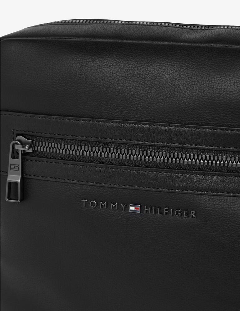 rinascente Tommy Hilfiger Corporate reporter 