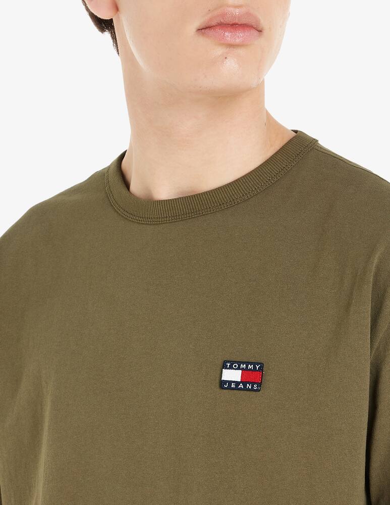 Tommy Jeans Maglietta girocollo con badge - immagine 3 Tommy Jeans Maglietta girocollo con badge - immagine 3