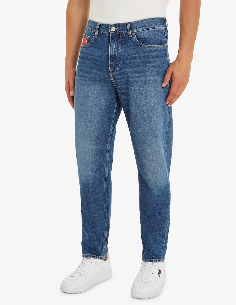 Tommy Jeans Jeans isaac relaxed tapered con badge - immagine 1 Tommy Jeans Jeans isaac relaxed tapered con badge - immagine 1