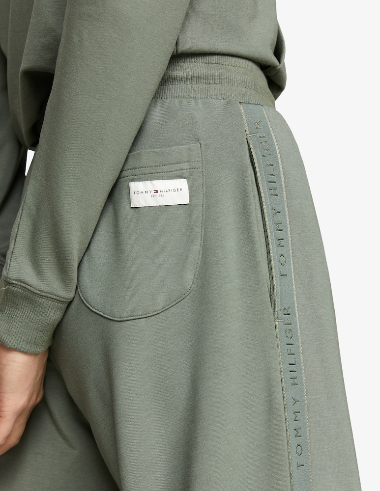 Tommy Hilfiger Pantaloni in modal - immagine 4 Tommy Hilfiger Pantaloni in modal - immagine 4