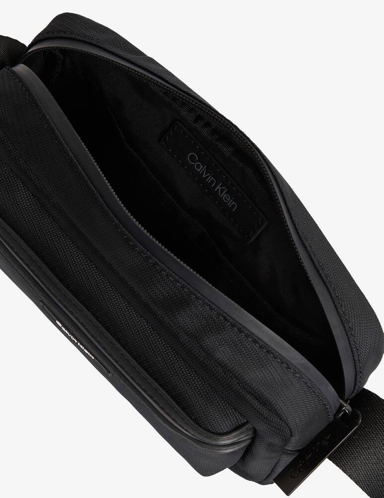 rinascente Calvin Klein Essential camera bag