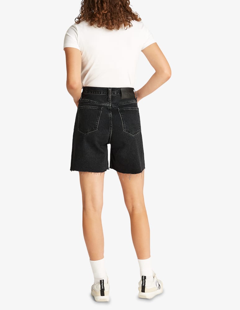 Calvin Klein Jeans Bermuda denim con orlo sfrangiato - immagine 3 Calvin Klein Jeans Bermuda denim con orlo sfrangiato - immagine 3
