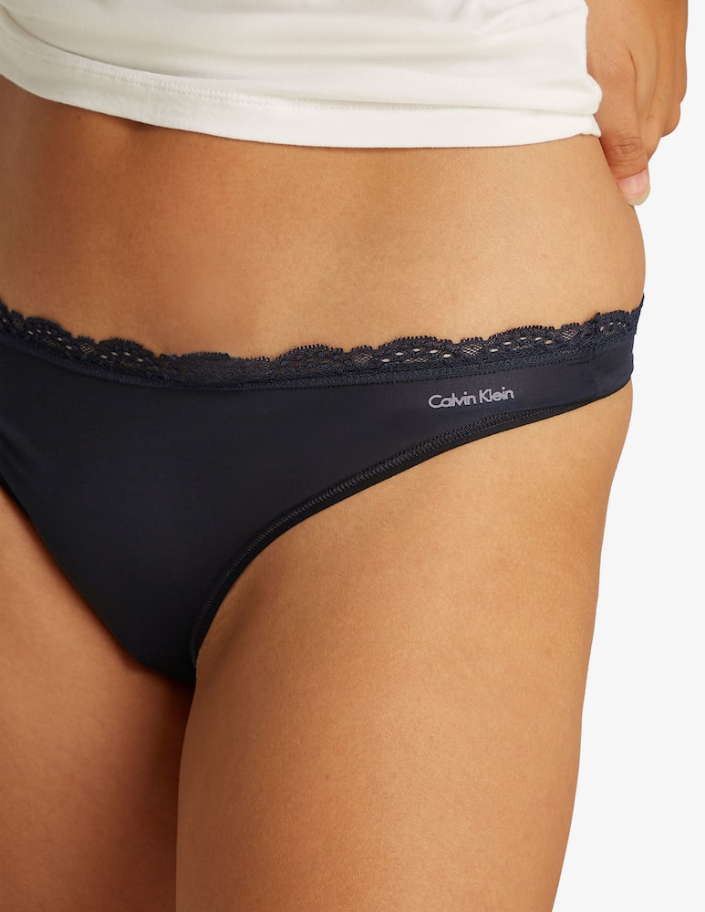 Calvin Klein Lace thong - picture 5 Calvin Klein Lace thong - picture 5