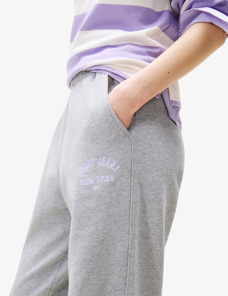 Tommy Jeans Pantaloni varsity over - immagine 3