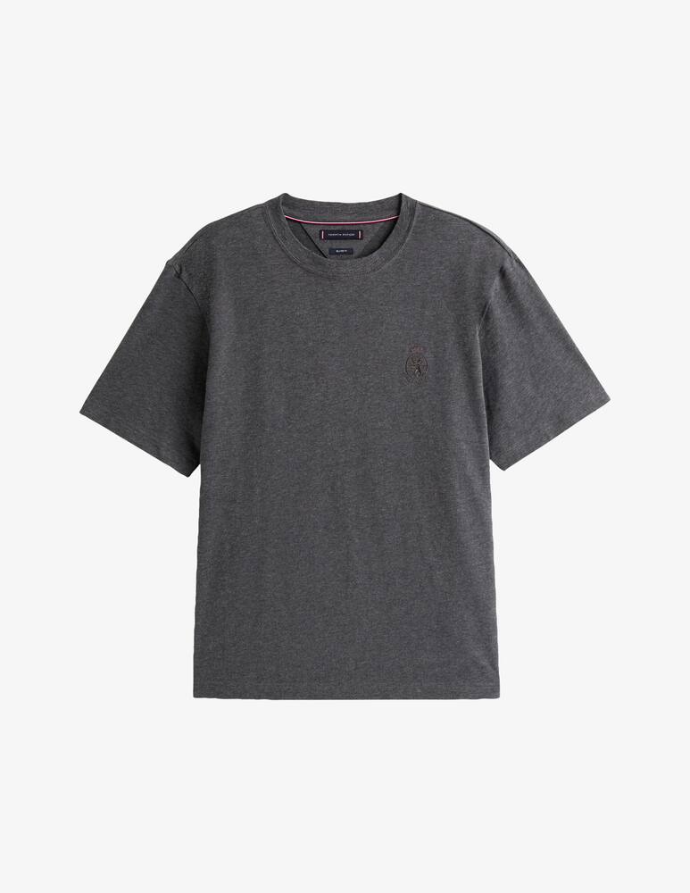 Tommy Hilfiger Crest detail t-shirt - picture 5 Tommy Hilfiger Crest detail t-shirt - picture 5