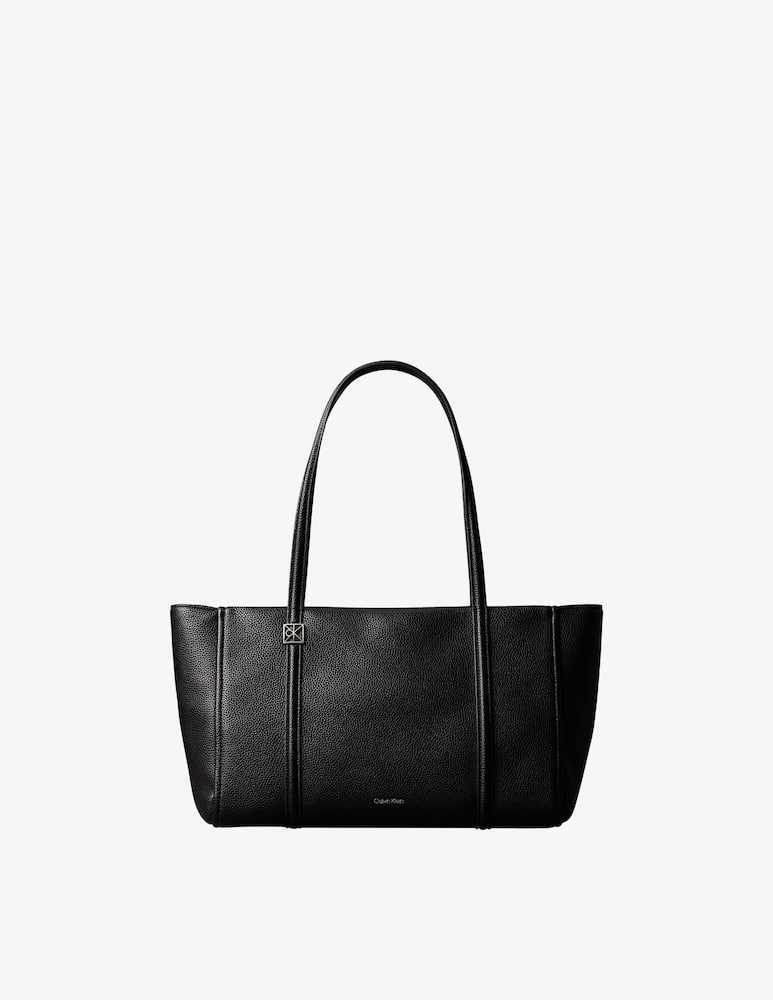 Calvin Klein Emblem pebble tote bag - picture 1 Calvin Klein Emblem pebble tote bag - picture 1