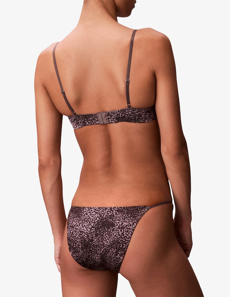 Calvin Klein Reggiseno demi leggermente imbottito - immagine 3 Calvin Klein Reggiseno demi leggermente imbottito - immagine 3